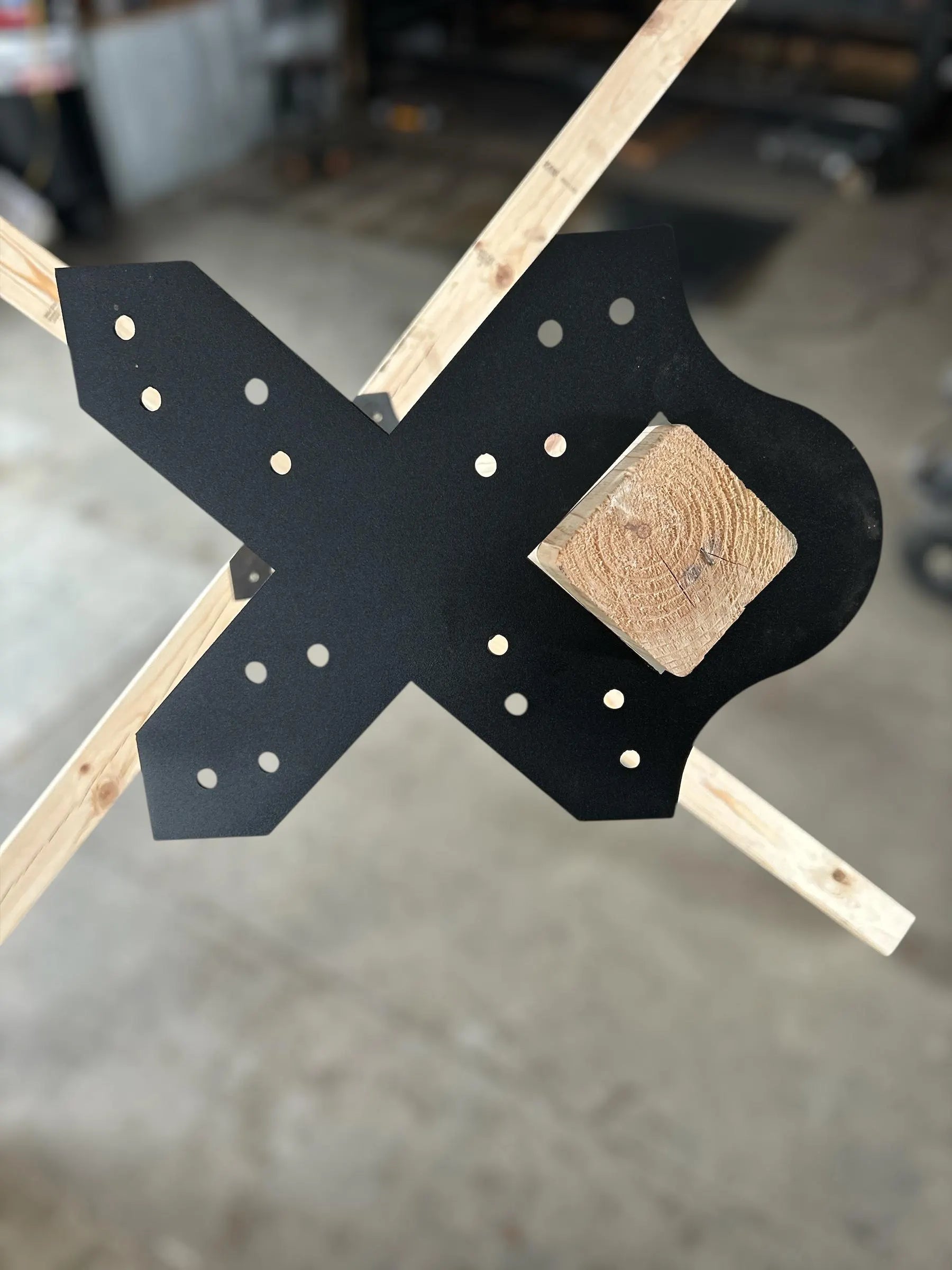 Tank Trap Bracket 4x4 - PRS